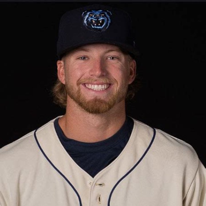 MLB pitcher Jimmie Sherfy bio, salary, net worth, draft, picks, affair, girlfriend, married, height, weight, facts
