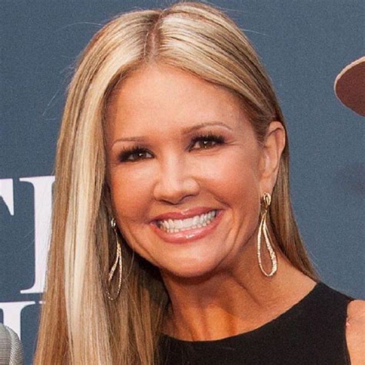 Nancy O'Dell Net Worth | Celebrity Net Worth