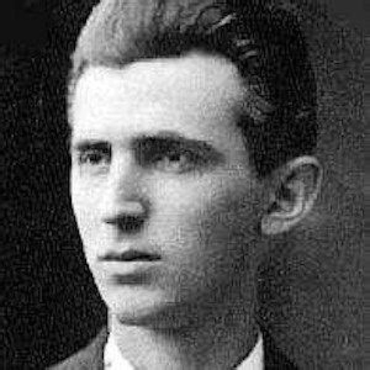 Nikola Tesla - Bio, Age, net worth, height, Wiki, Facts and Family