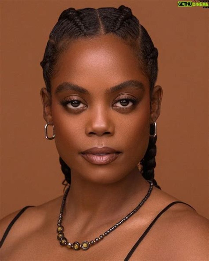 Novi Brown - Bio, Age, Wiki, Facts and Family