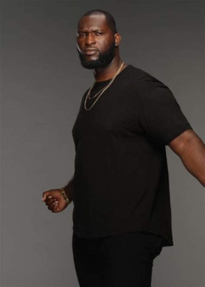 Omos Height, Weight, Age, Net Worth, Girlfriend, Family