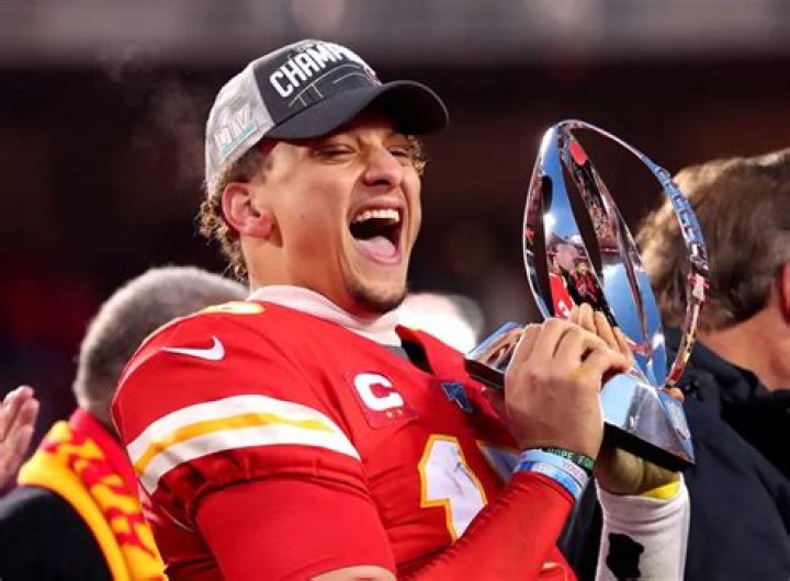 Patrick Mahomes Just Signed An Incredible, Record-Setting Contract
