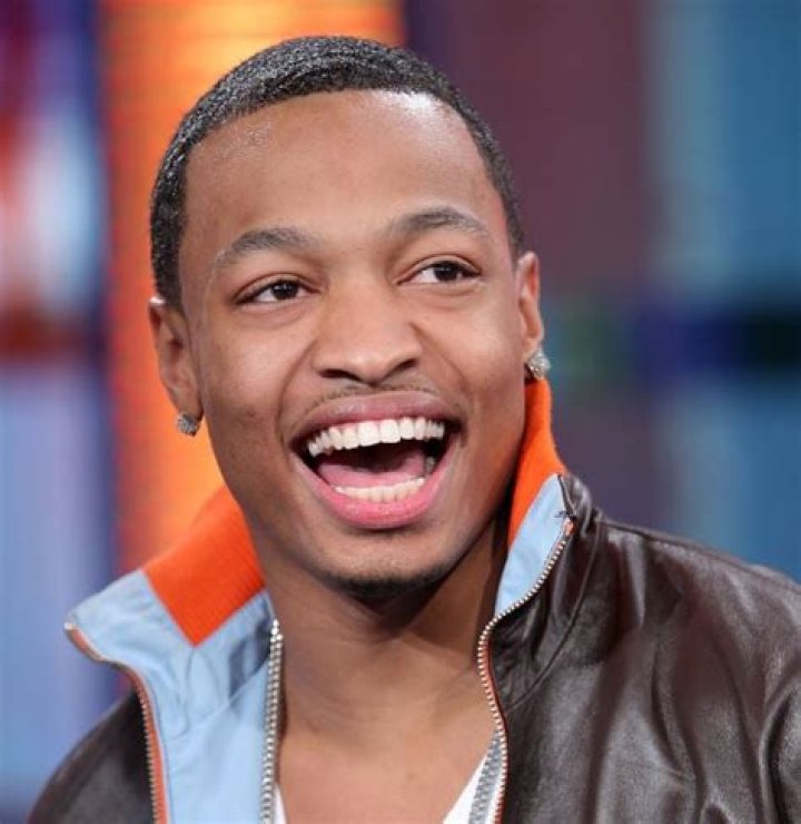 Qwanell Mosley Net Worth | Celebrity Net Worth