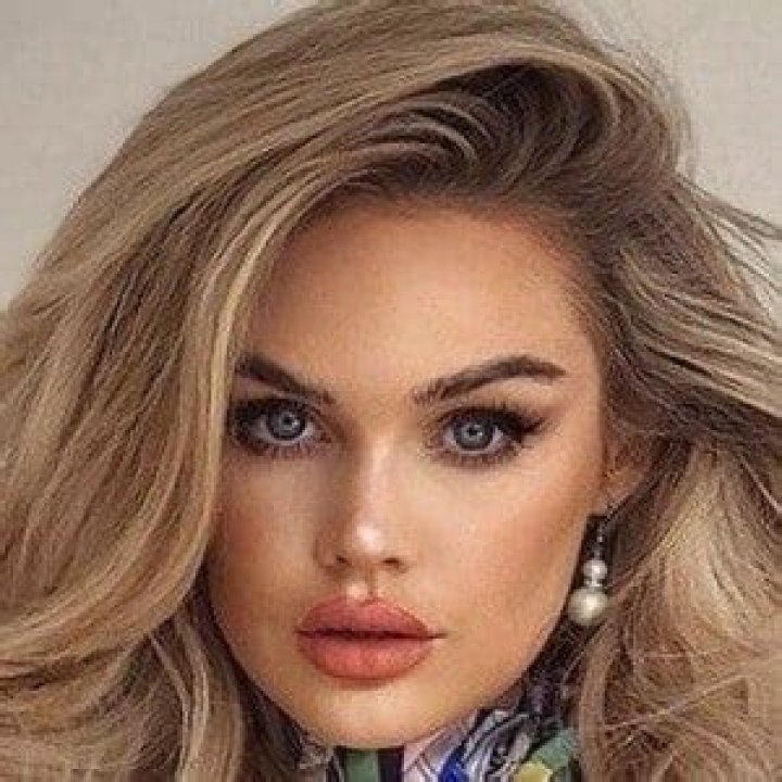 Rachel Elizabeth Ward - Bio, Age, Wiki, Facts and Family