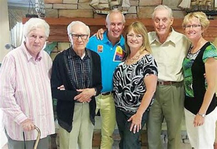 Ron MacLean - Bio, Age, net worth, Wiki, Facts and Family