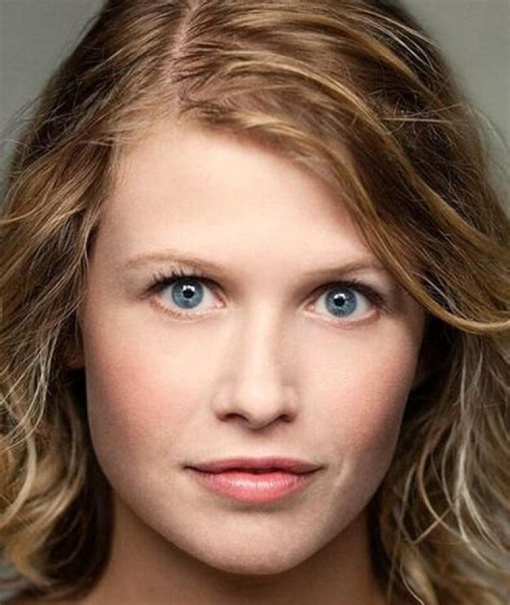 Rose Reynolds - Bio, Age, Wiki, Facts and Family