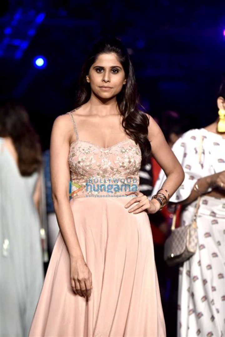 Sai Tamhankar Height, Weight, Age, Family, Biography, Boyfriends