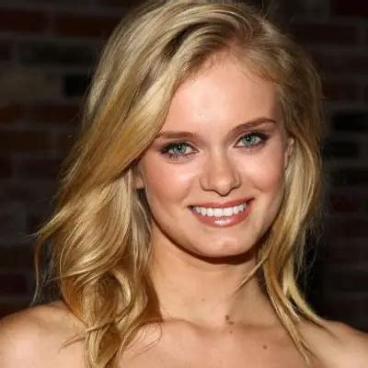 Sara Paxton Net Worth | Celebrity Net Worth