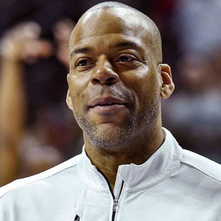 Sean Rooks Biography- NBA player, death, Salary, Net worth, Married, Relationship, Affair, Age, Height, Family, Wife, Children