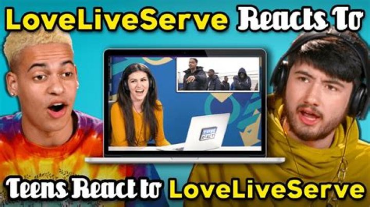 Similar Youtubers to loveliveserve