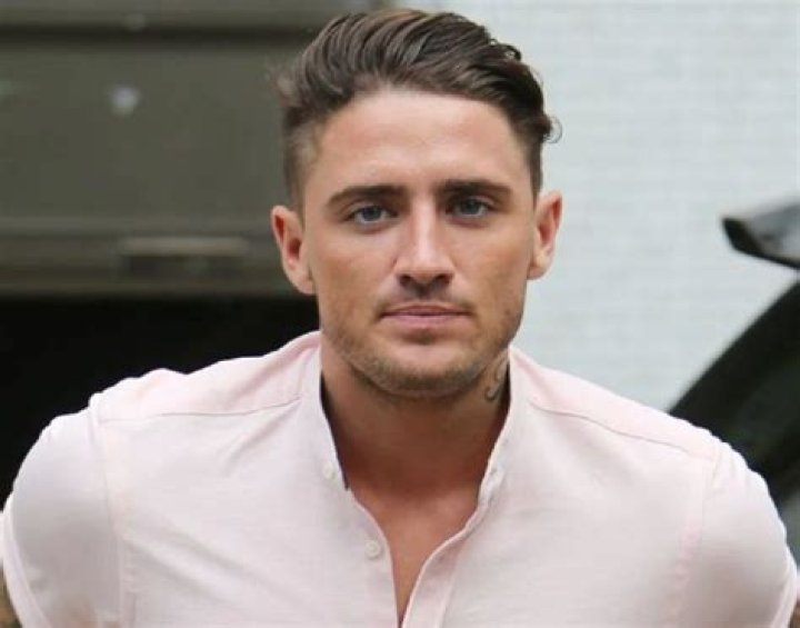 Stephen Bear - Bio, Age, siblings, Wiki, Facts and Family