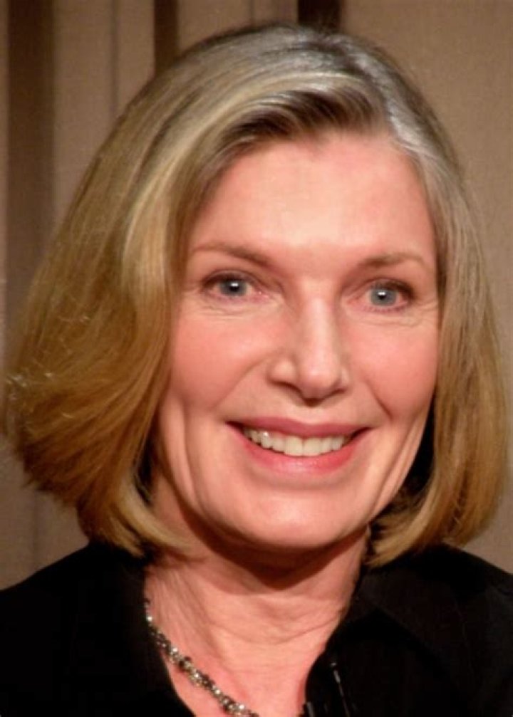 Susan Sullivan Height, Weight, Age, Boyfriend, Family, Facts, Biography