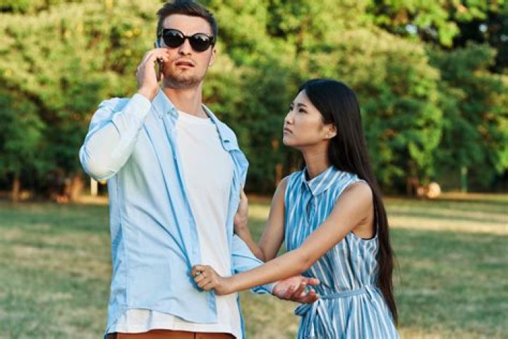 The 12 Most Toxic Zodiac Pairings, According to Astrologers