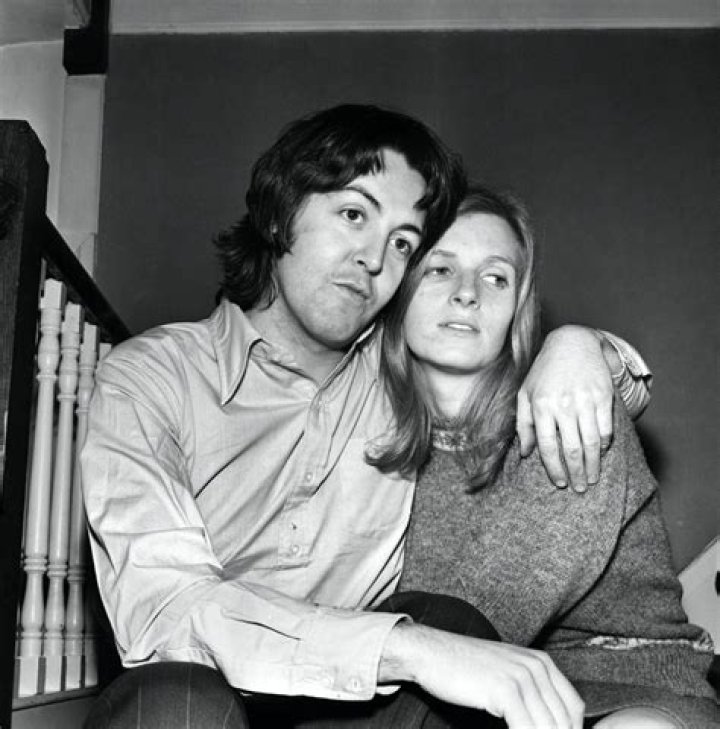 This Was the Biggest Celebrity Couple the Year You Graduated — Best Life