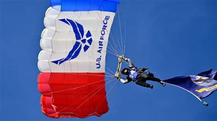 US Air Force Considering Six-Figure Bonuses To Retain Pilots