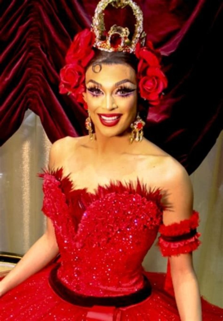 Valentina (Drag Queen) Height, Weight, Age, Body Statistics