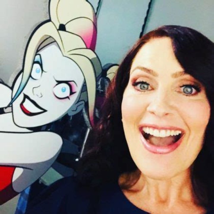 Vanessa Marshall Height, Weight, Age, Body Statistics