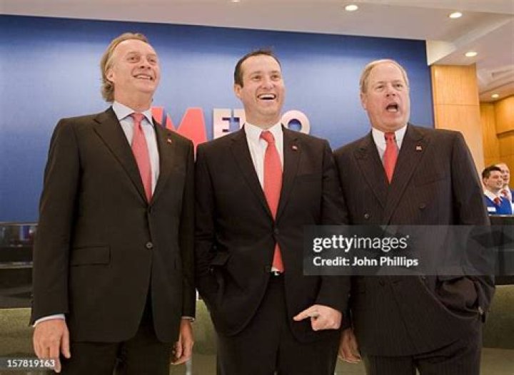 Vernon W Hill: Business Executive Detailed Bio, Age, Birthday, & Height Insights and more