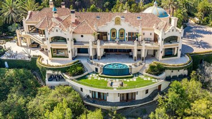 What an $85 Million Beverly Hills Mansion Looks Like