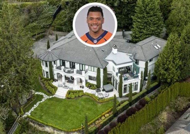 Where Does Russell Wilson Live?