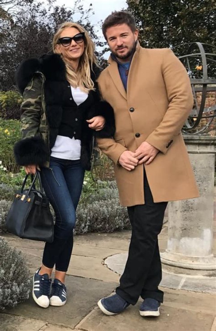 Who is Adela King Dating Now?