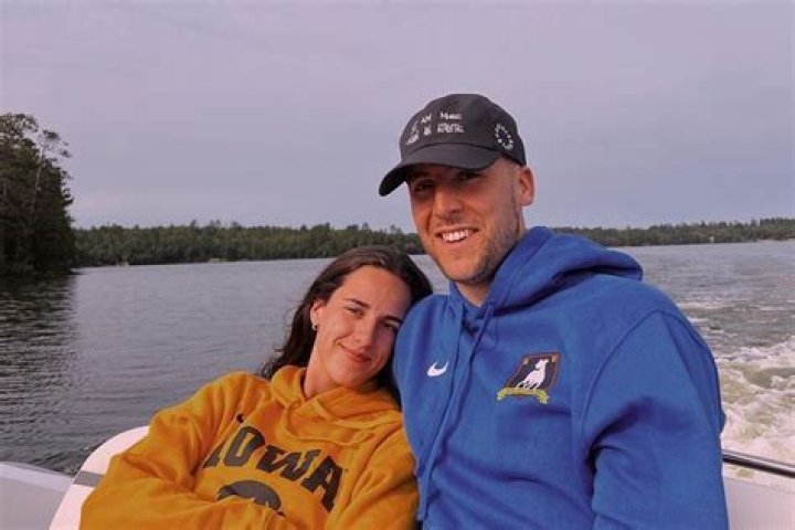 Who is Caitlin Fitzgerald Dating Now?