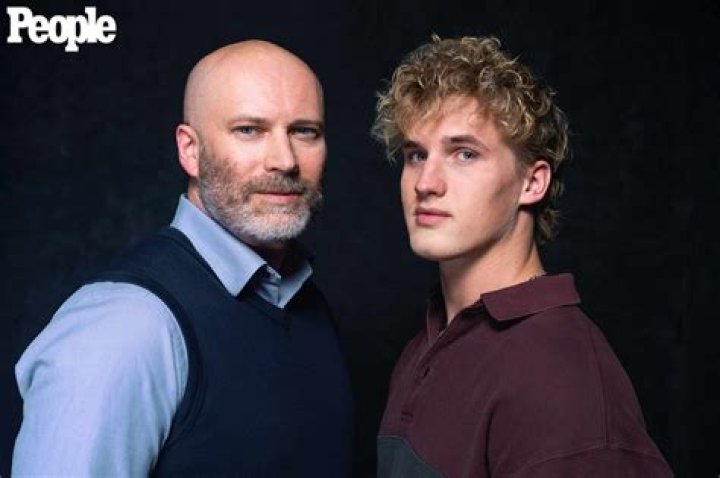 Who is Chad Roberts Dating Now