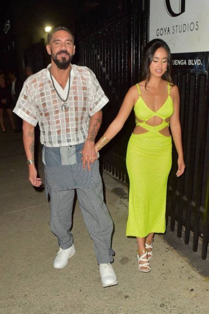 Who is Emily Tosta Dating Now