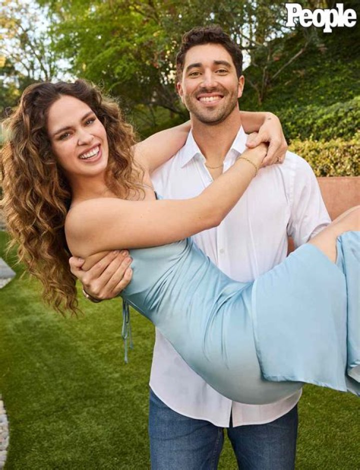 Who is Joey Bosa Dating Now