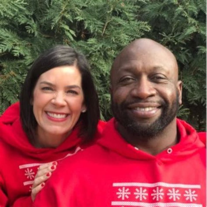 Who is John Randle Dating Now