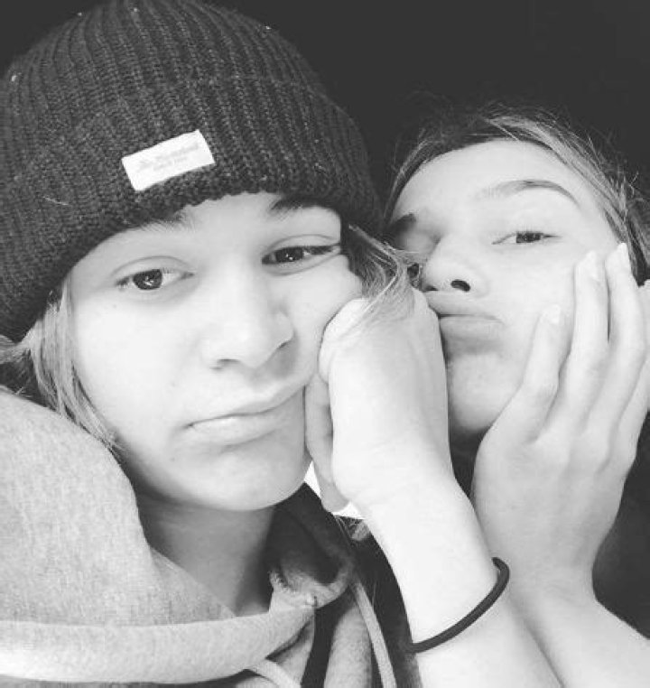 Who is Leondre Devries Dating Now?