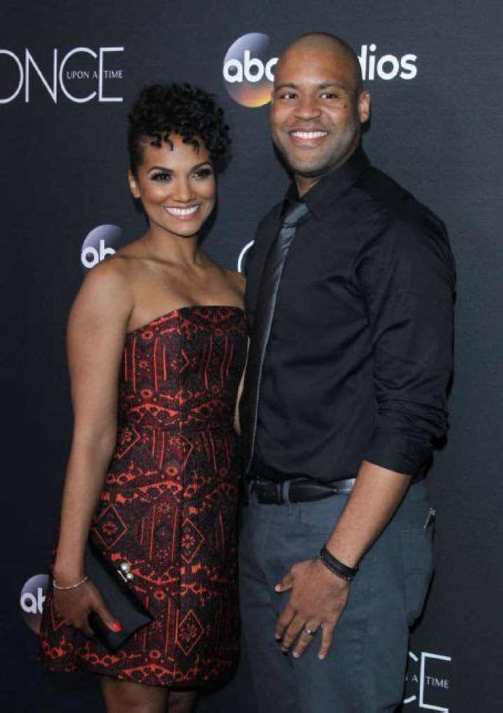 Who is Mekia Cox Dating Now