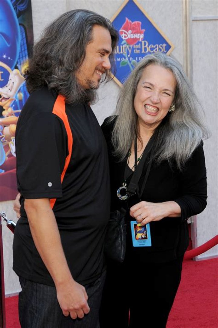 Who is Robby Benson Dating Now?