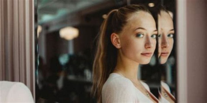 Who is Sophia Diamond Dating Now