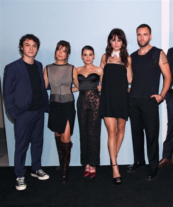 Who is Stephen Perkins Dating Now