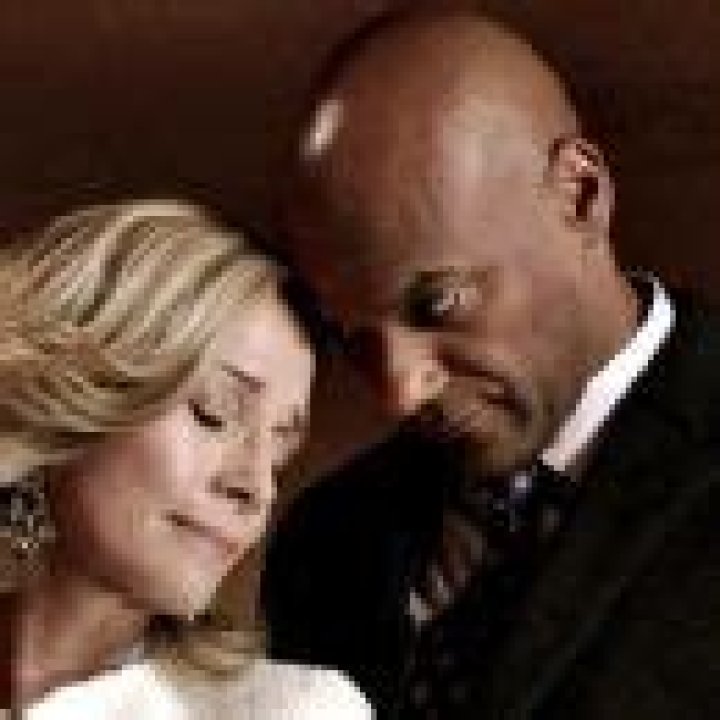 Who is Susanna Thompson Dating Now