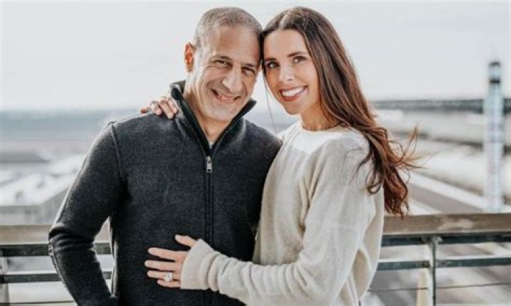 Who is Tony Kanaan Dating Now?