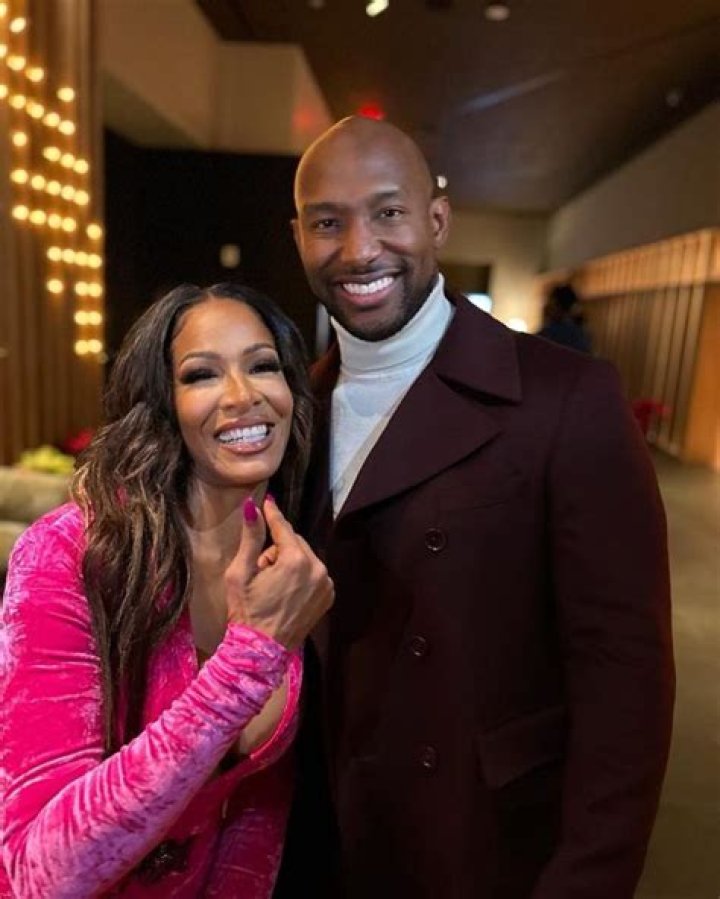 Who is Torry Holt Dating Now