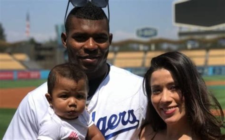 Yasiel Puig | Bio-salary, net worth, married, affair, relationship, dating, children, age, height, family, girlfriend