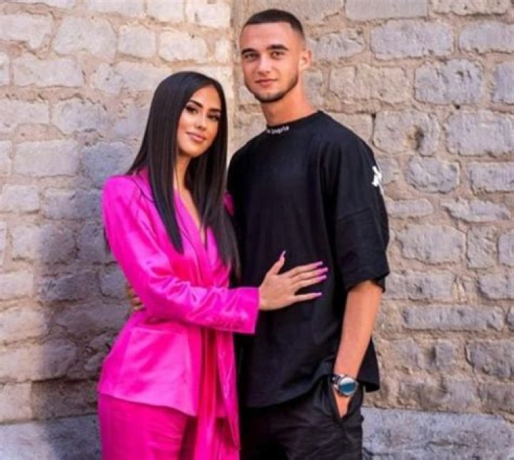 Zeno Debast's Biography, Parents, Net Worth, Salary, Earnings, Contract, Girlfriend and Career